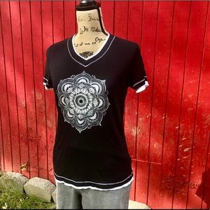 ⚜️ Super Cute Mandala Tee